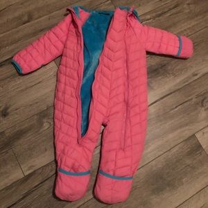 Adorable & cozy 24m  snowsuit